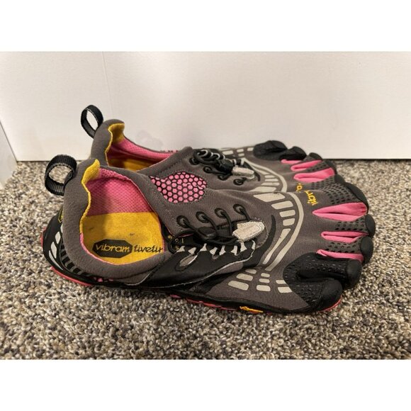 Women’s Five Finger Vibram Shoes Pink Size 39 - Picture 1 of 5